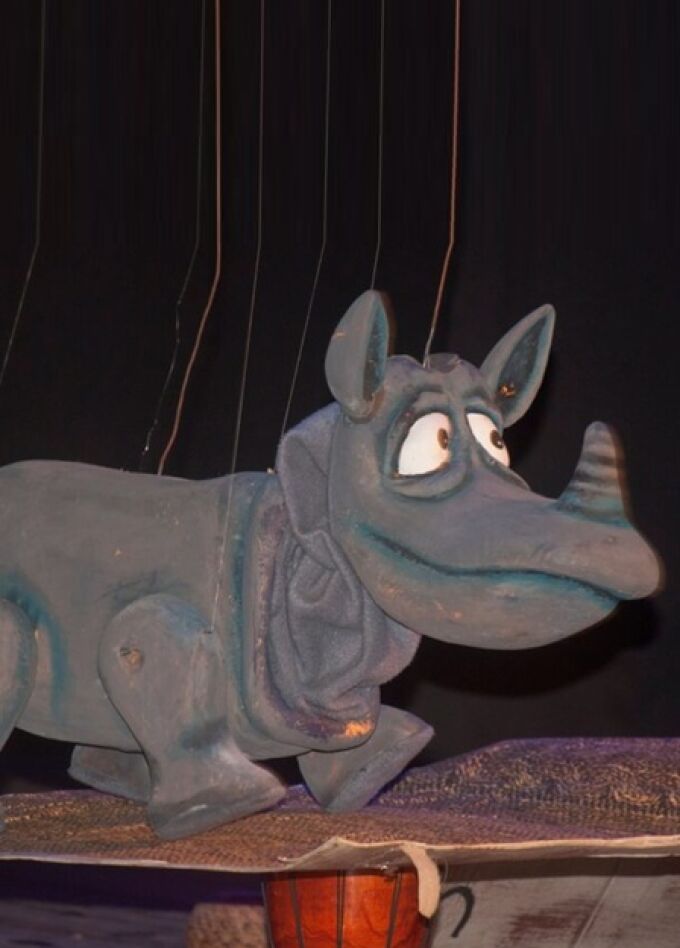 Носорог и Жирафа